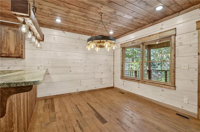 245 Moonstone Drive, Ellijay, GA 30540