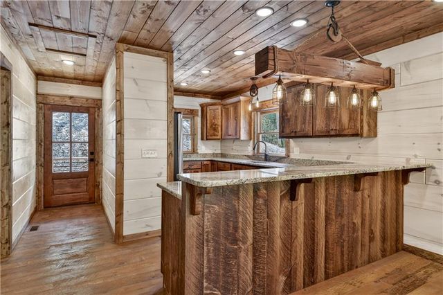 245 Moonstone Drive, Ellijay, GA 30540