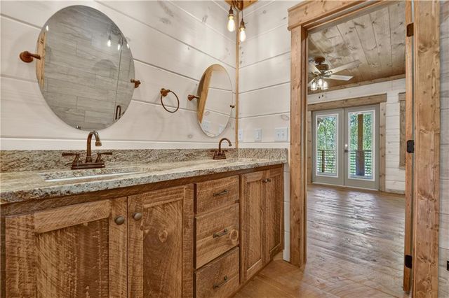 245 Moonstone Drive, Ellijay, GA 30540