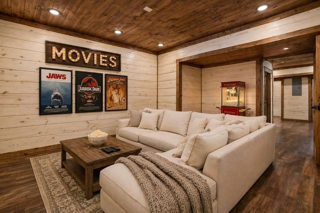 245 Moonstone Drive, Ellijay, GA 30540