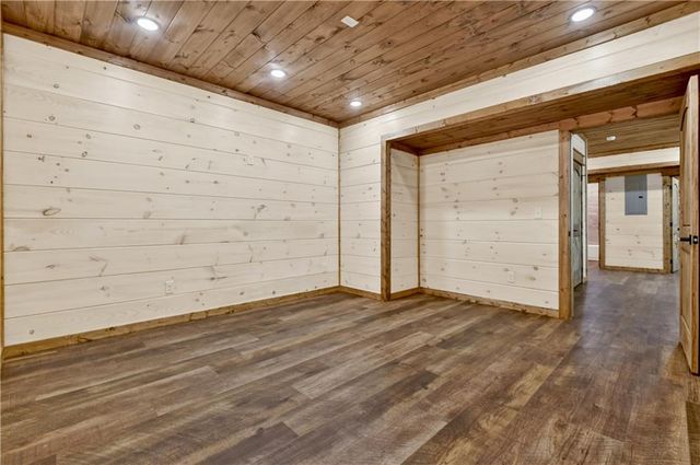 245 Moonstone Drive, Ellijay, GA 30540