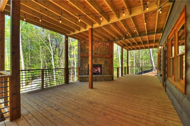 245 Moonstone Drive, Ellijay, GA 30540