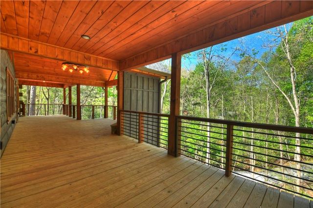 245 Moonstone Drive, Ellijay, GA 30540