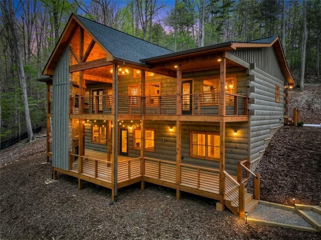 245 Moonstone Drive, Ellijay, GA 30540
