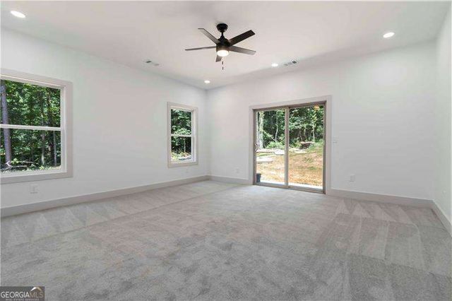 2884 Thompson Circle, Decatur, GA 30034