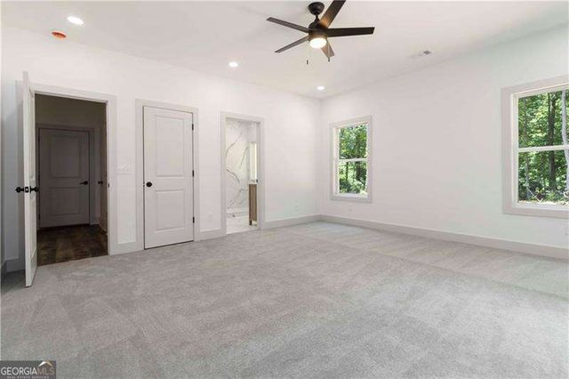 2884 Thompson Circle, Decatur, GA 30034
