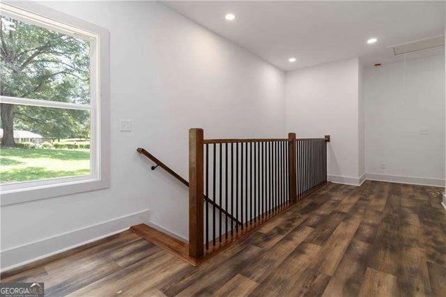 2884 Thompson Circle, Decatur, GA 30034