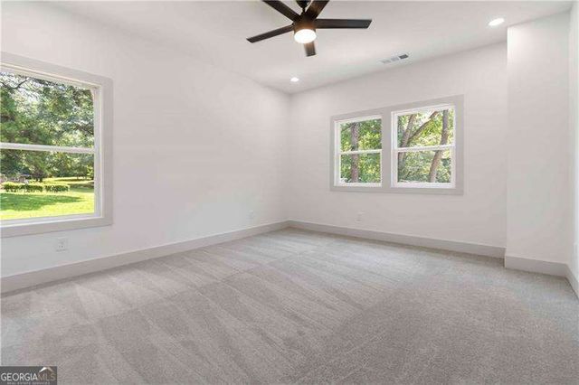 2884 Thompson Circle, Decatur, GA 30034