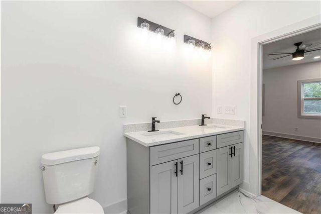 2884 Thompson Circle, Decatur, GA 30034