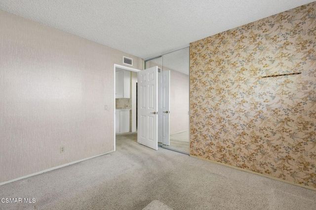 5469 Softwind Way, Agoura Hills, CA 91301