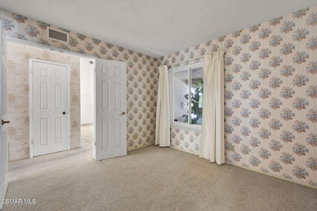 5469 Softwind Way, Agoura Hills, CA 91301