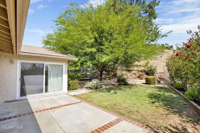 5469 Softwind Way, Agoura Hills, CA 91301