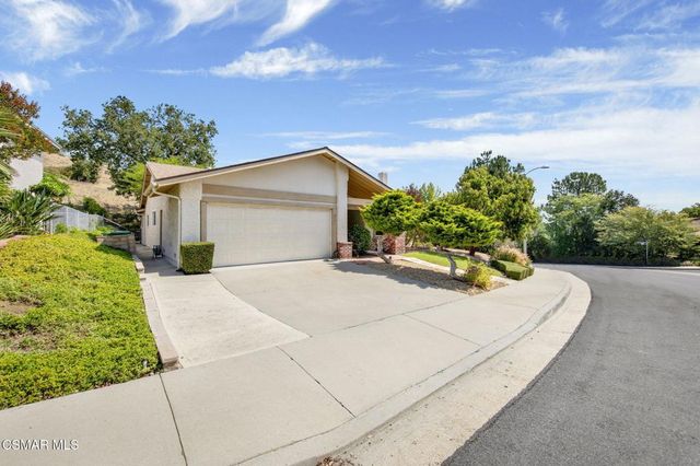 5469 Softwind Way, Agoura Hills, CA 91301
