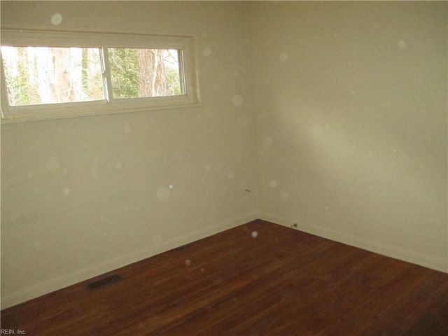 141 Maxwell LN, Newport News, VA 23606