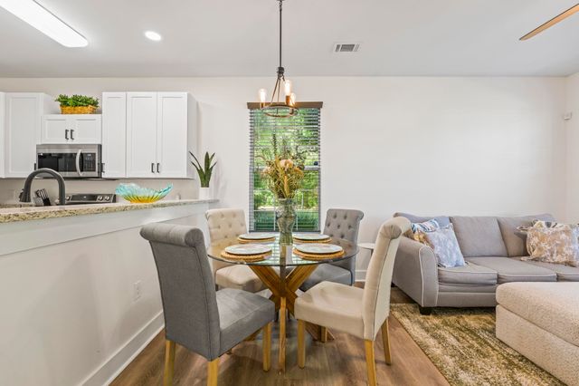 464 River Oaks Dr Apt 67A, Myrtle Beach, SC 29579