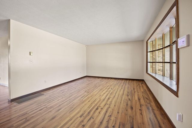 295 Hampton Avenue, Somerset, KY 42503