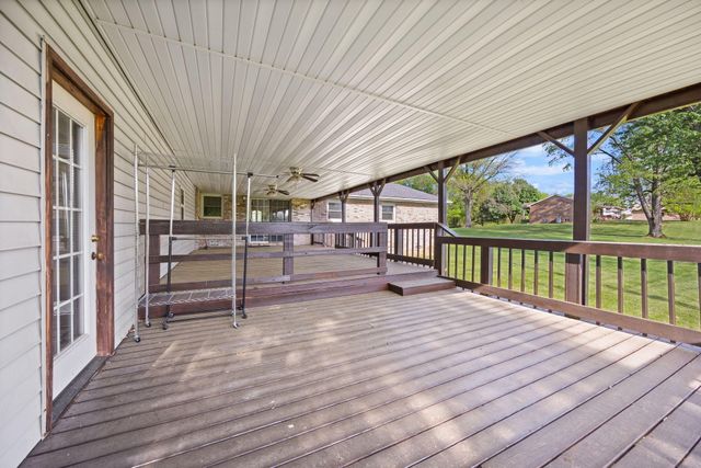 295 Hampton Avenue, Somerset, KY 42503