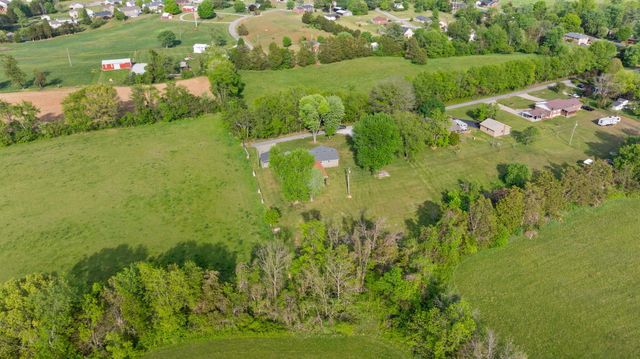 295 Hampton Avenue, Somerset, KY 42503