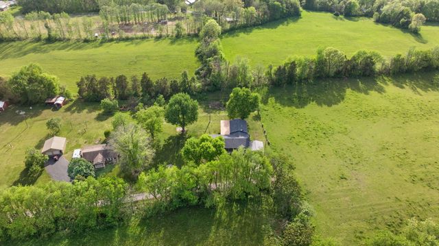 295 Hampton Avenue, Somerset, KY 42503