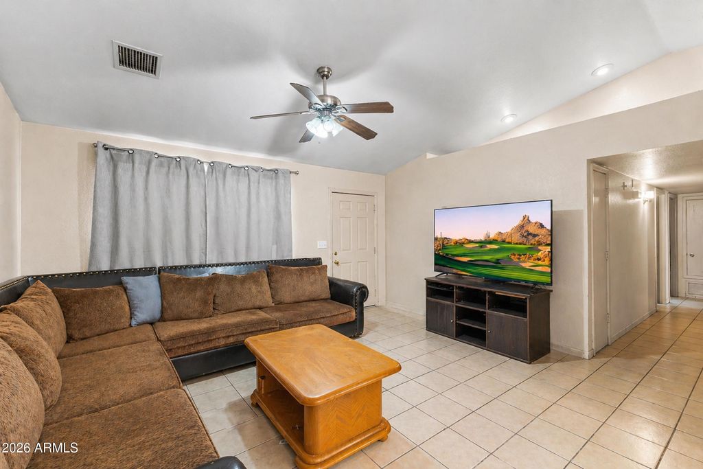 538 W MELROSE Drive, Casa Grande, AZ 85122 — photo 2
