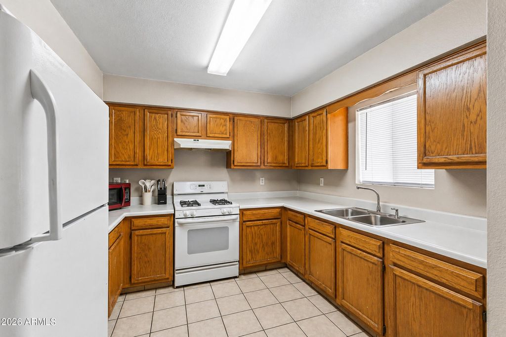 538 W MELROSE Drive, Casa Grande, AZ 85122 — photo 3