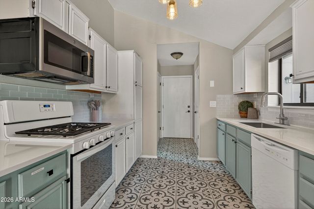 4172 E Broken Rock Loop, Flagstaff, AZ 86004