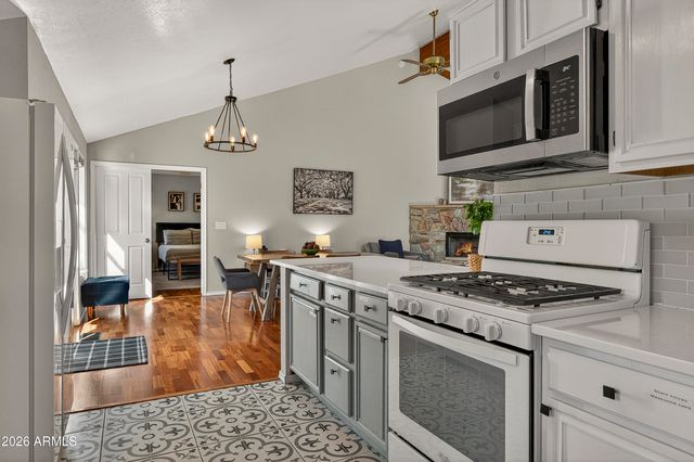 4172 E Broken Rock Loop, Flagstaff, AZ 86004