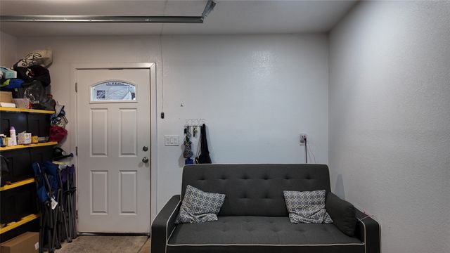 3030 Mark Twain Drive, Farmers Branch, TX 75234