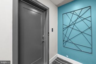 1411 KEY BLVD #304, Arlington, VA 22209