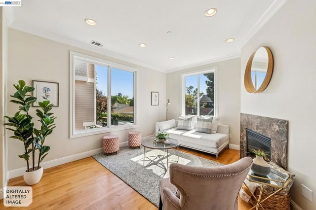 829 Lippert Pl, Santa Clara, CA 95050