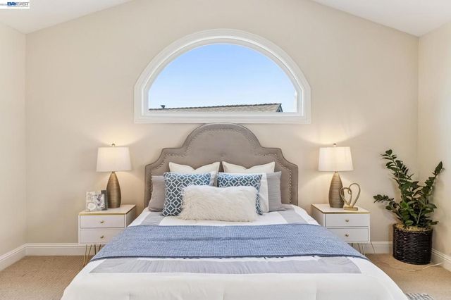 829 Lippert Pl, Santa Clara, CA 95050