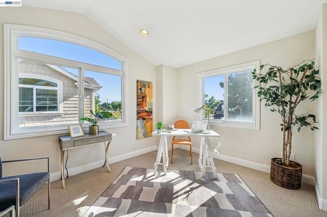 829 Lippert Pl, Santa Clara, CA 95050