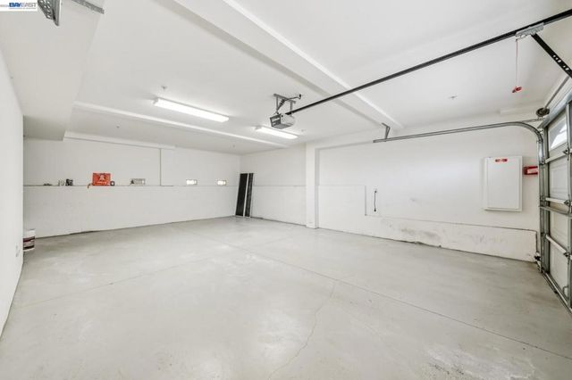 829 Lippert Pl, Santa Clara, CA 95050