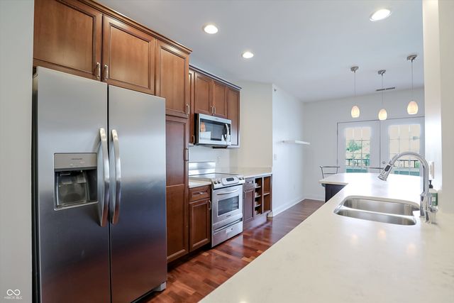 451 American Way N 2F, Carmel, IN 46032