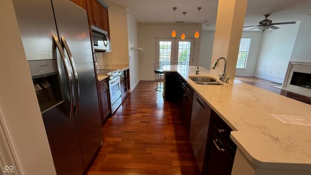 451 American Way N 2F, Carmel, IN 46032