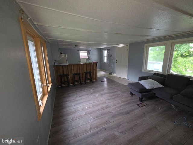 1 NORTHWOOD MNR, York Haven, PA 17370