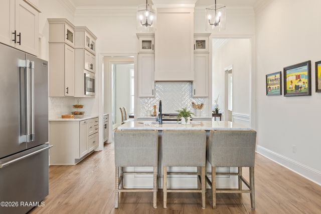 506 Traditions Drive, Lafayette, LA 70508