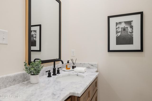 506 Traditions Drive, Lafayette, LA 70508