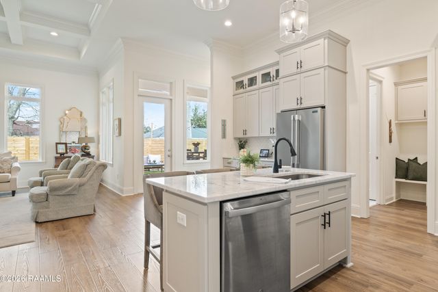 506 Traditions Drive, Lafayette, LA 70508