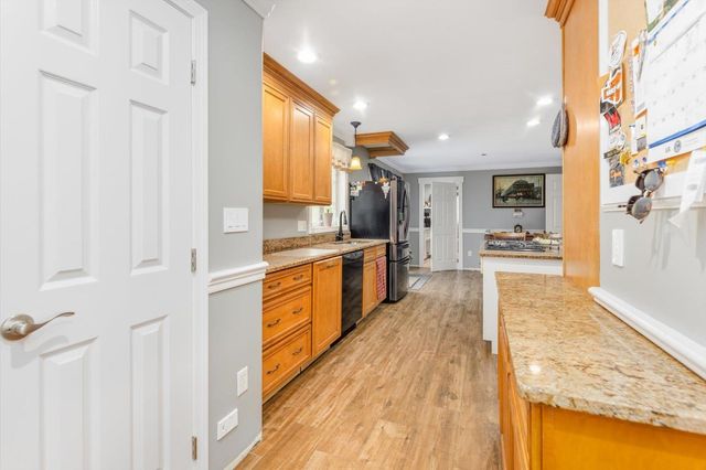 56 Lord View Drive, Jaffrey, NH 03452