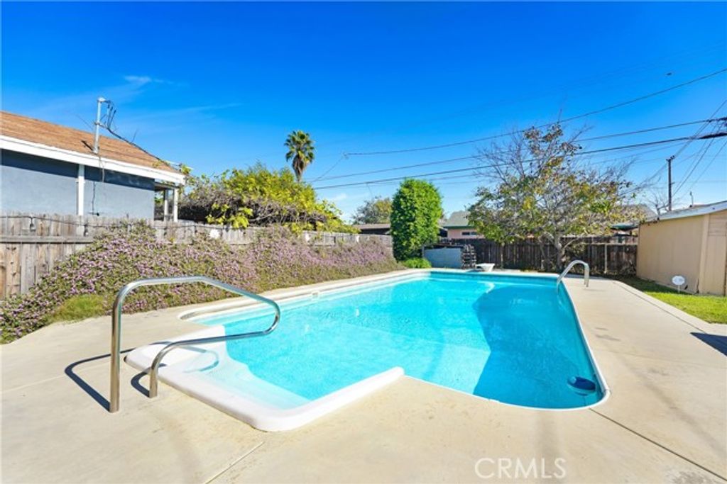 4314 La Salle Avenue, Los Angeles, CA 90062