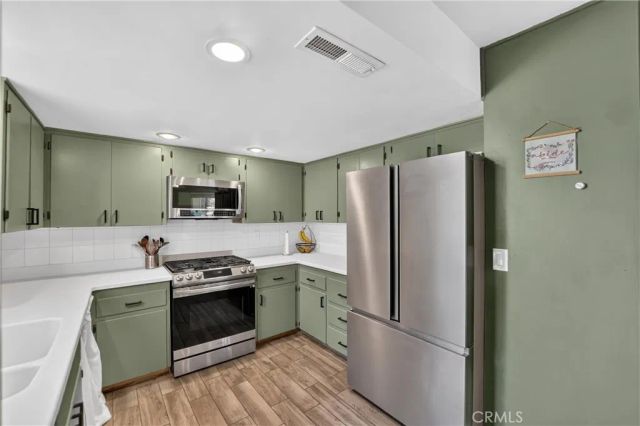 6301 Avenue De Palma, Jurupa Valley, CA 92509