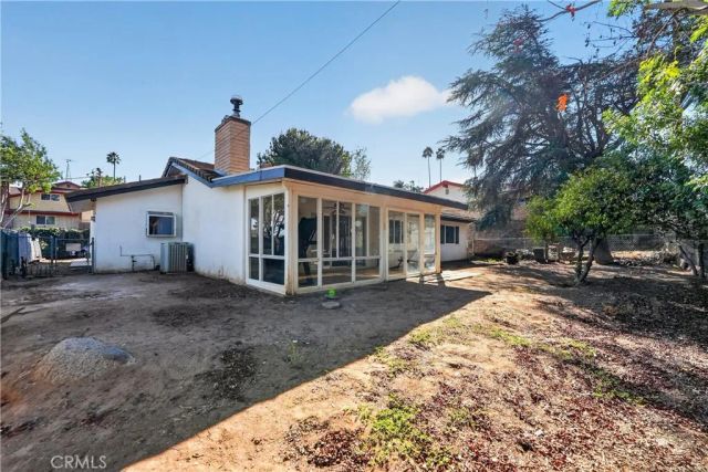 6301 Avenue De Palma, Jurupa Valley, CA 92509