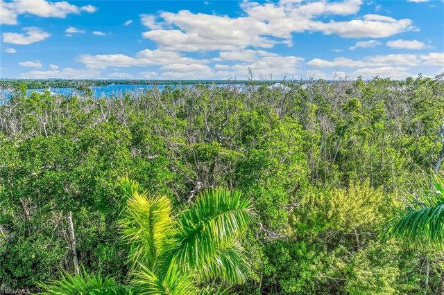 345 Mango ST 405, Fort Myers Beach, FL 33931