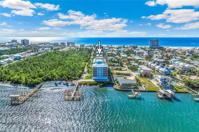 345 Mango ST 405, Fort Myers Beach, FL 33931