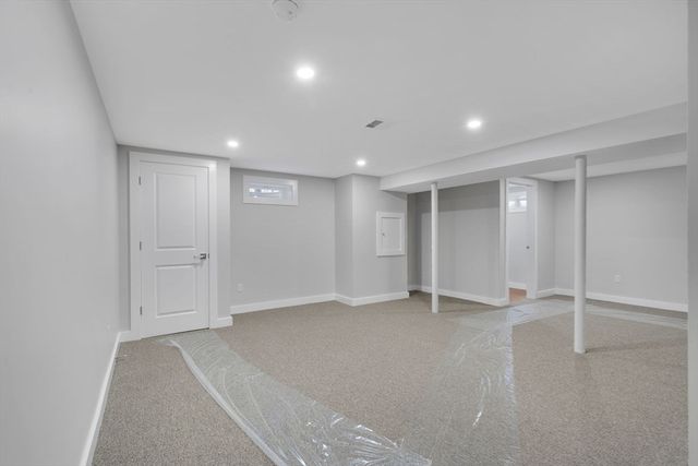 96 Lake Shore Dr, Duxbury, MA 02332