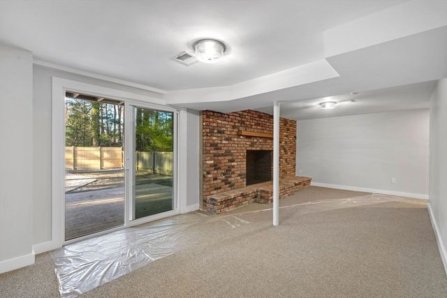 96 Lake Shore Dr, Duxbury, MA 02332