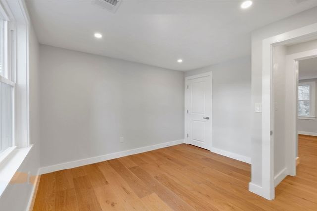 96 Lake Shore Dr, Duxbury, MA 02332
