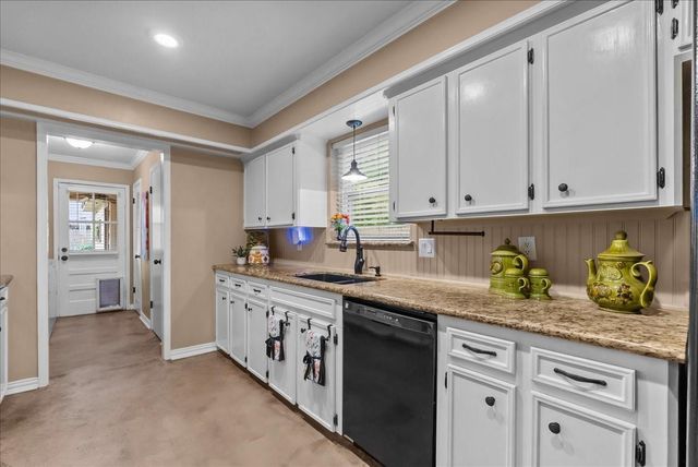 5606 Timbers Trail Drive, Humble, TX 77346