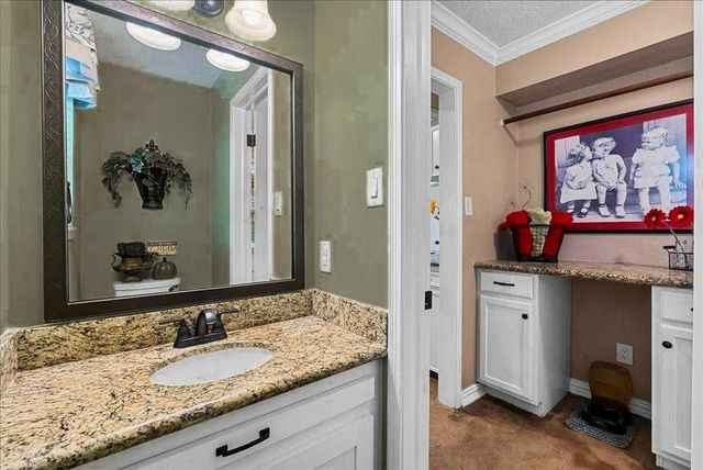 5606 Timbers Trail Drive, Humble, TX 77346